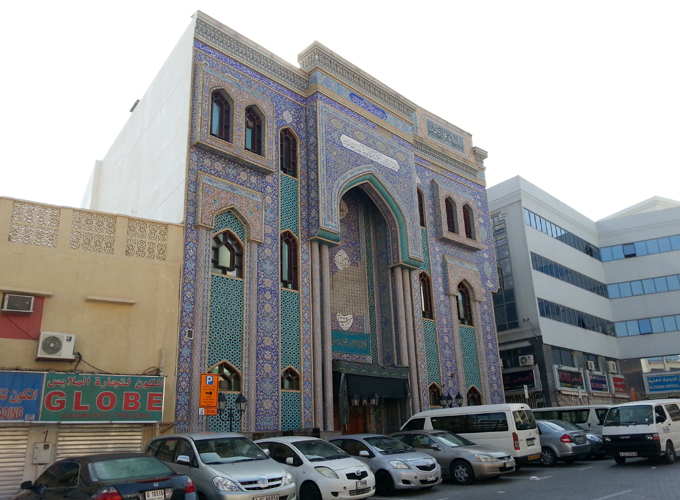 ドバイ UAE 四角いモスク