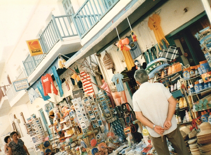 ギリシャ エーゲ海 パロス島の雑貨店