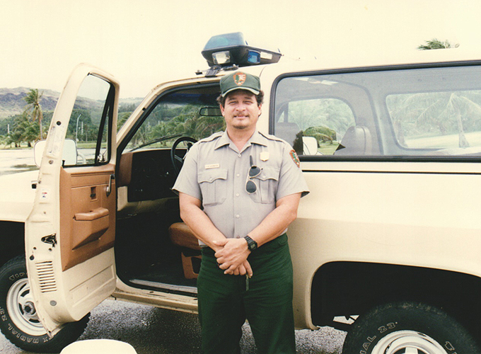 アメリカ合衆国準州 グアム レンタカーでドライブ「グアム太平洋戦争国立歴史公園」の監視員
