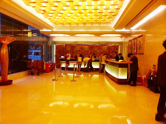 香港城市花園酒店/シティガーデンホテルの一階ロビー