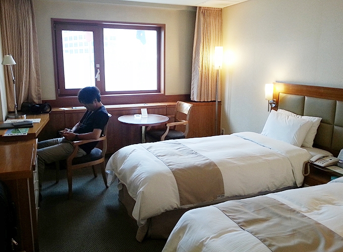 韓国 明洞の老舗ホテル「パシフィックホテル」客室内