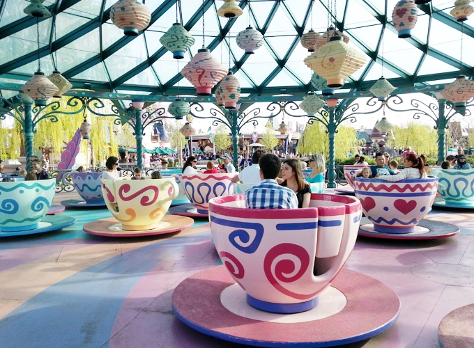 A tea cup with a motif of 'Alice in Wonderland'. - Disneyland Paris, France.