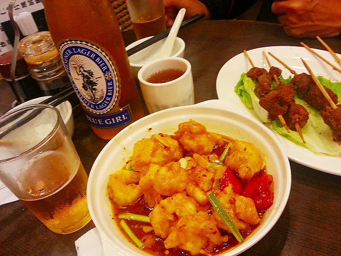 香港島ノースポイント/北角「蕃薯苗 小館」の中華料理とビール