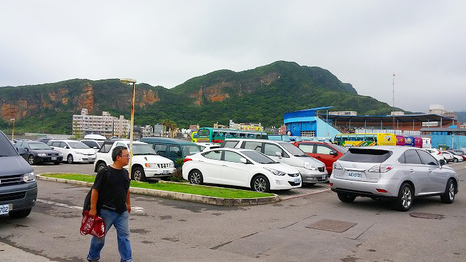 台湾 新北市 萬里区「野柳地質公園 駐車場」