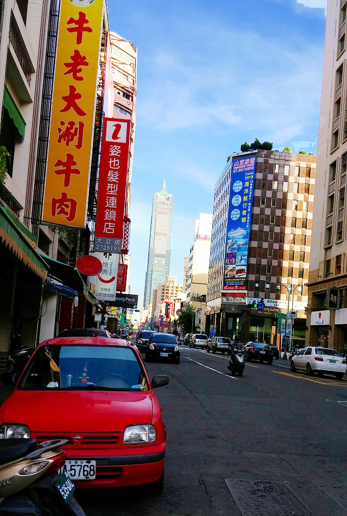 台湾 高雄の街並み