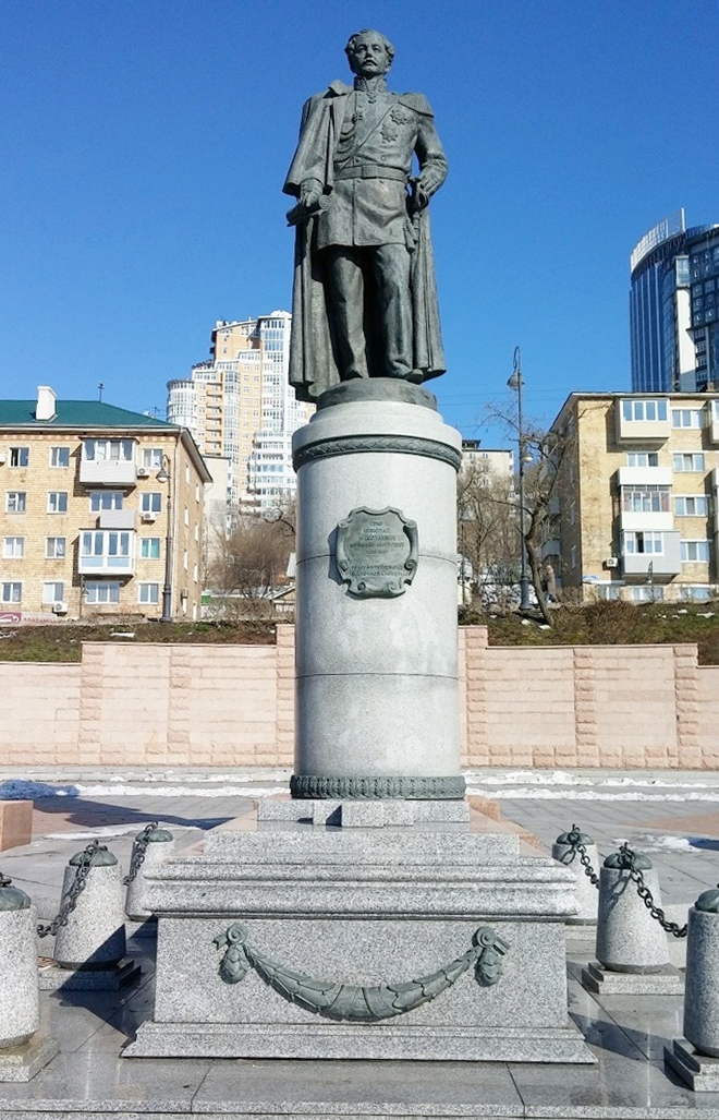 ロシア・ウラジオストク「ニコライ・ムラヴィヨフ=アムールスキー記念碑」