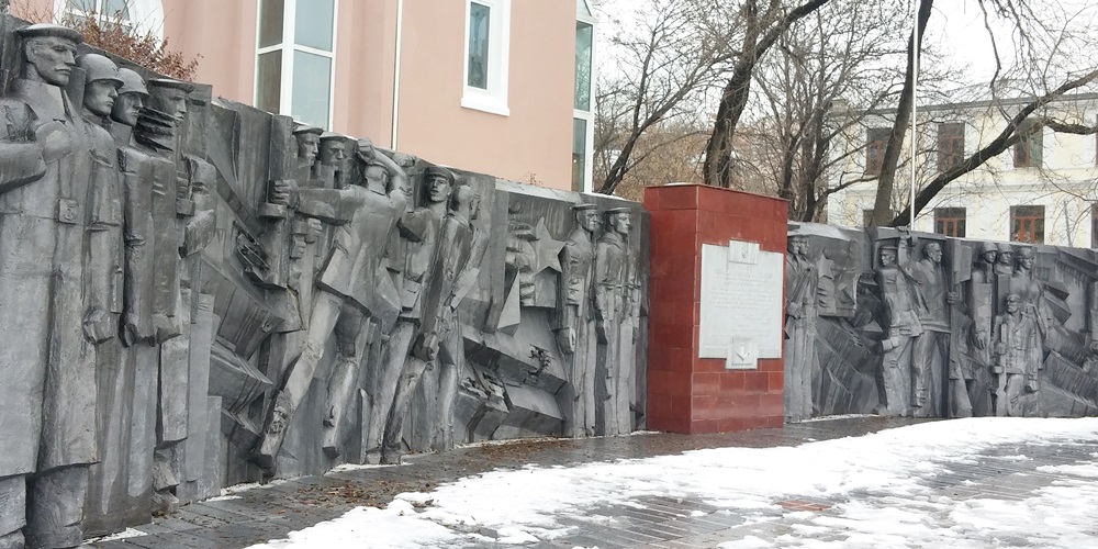 ロシア・ウラジオストク「聖アンドレイ教会」の壁