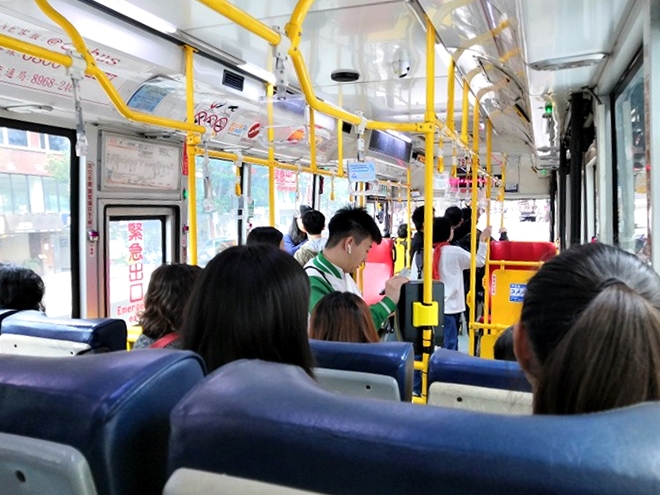 台湾 故宮博物院きのバス