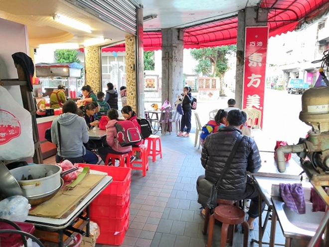 朝の台湾 瑞芳の食堂