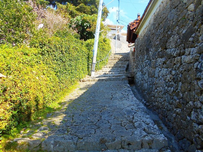 首里 金城町石畳道の階段
