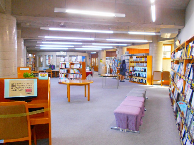 私立 沖縄大学 図書館