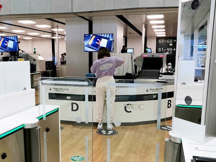 成田国際空港 第2ターミナル3階 手荷物検査