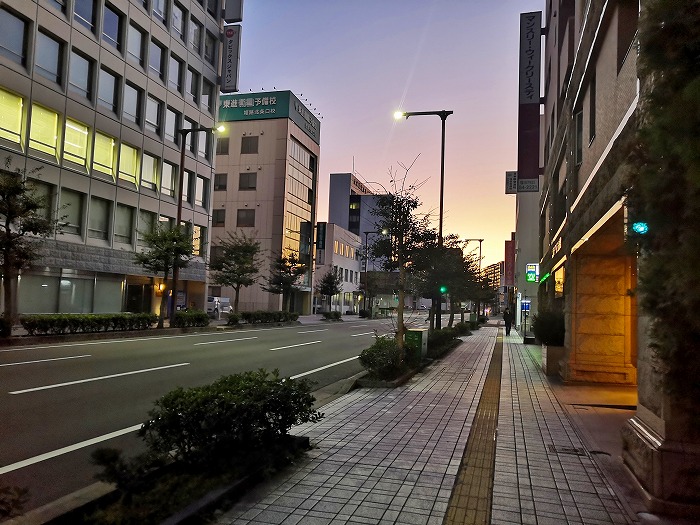 コンフォートホテル姫路の前の通り