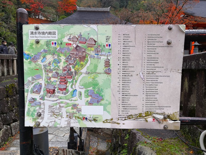 A schematic map of the Kiyomizu-dera temple grounds.