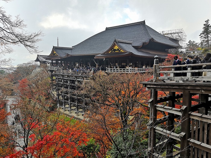 Kiyomizu-dera temple, Kiyomizu stage.