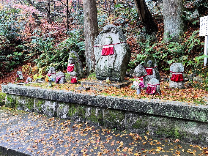 Jizo in the precincts of Kiyomizu-dera Temple.