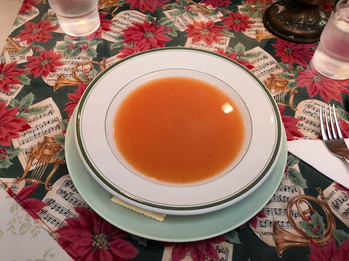 レストラン「ピッツバーグ・フォーラム」スープ-那覇市泊