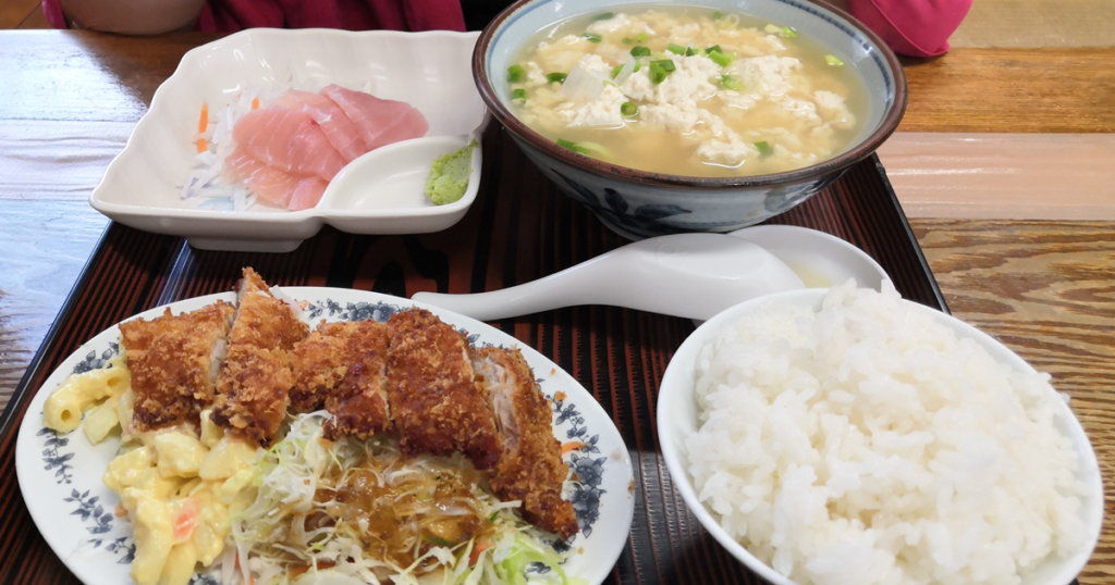 あやぐ食堂-那覇市首里久場川