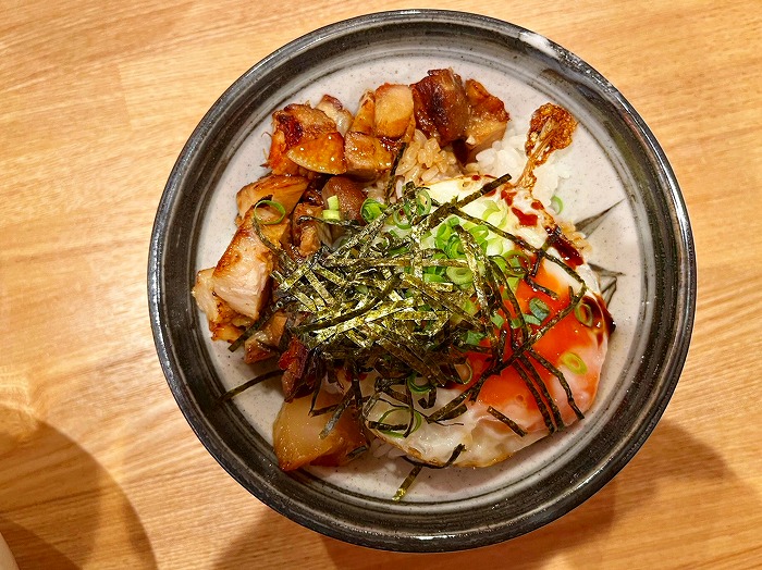 Grilled pork bowl-Ramen Makotoya Haebaru Branch.