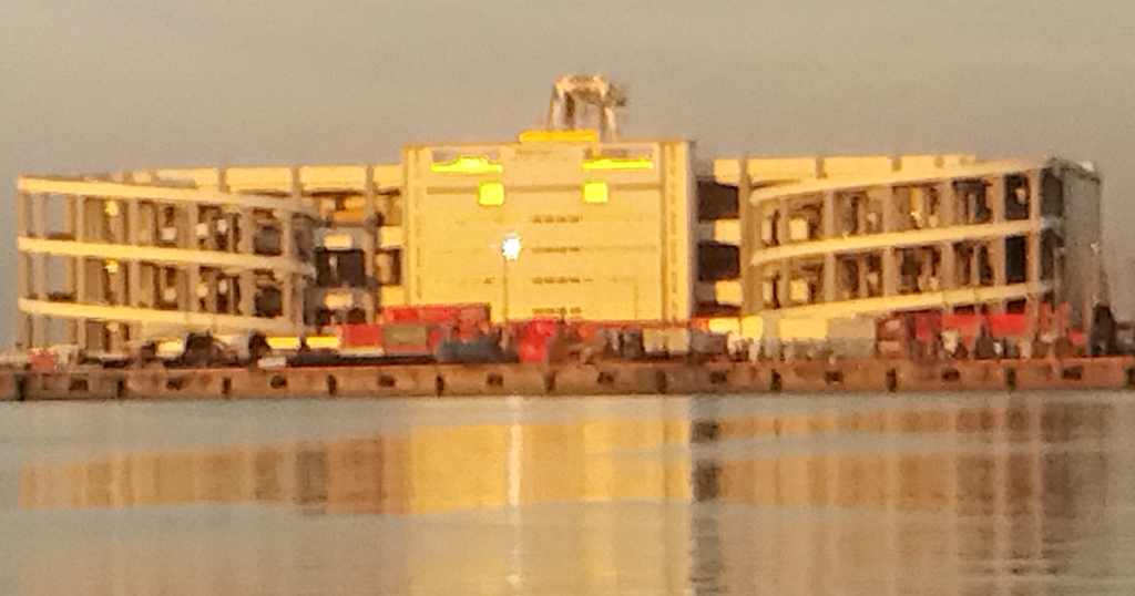 琉球物流 総合物流センター…那覇市港町1丁目-新港ふ頭