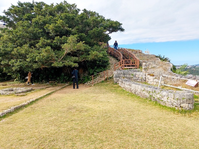 世界遺産 勝連城跡 - うるま市