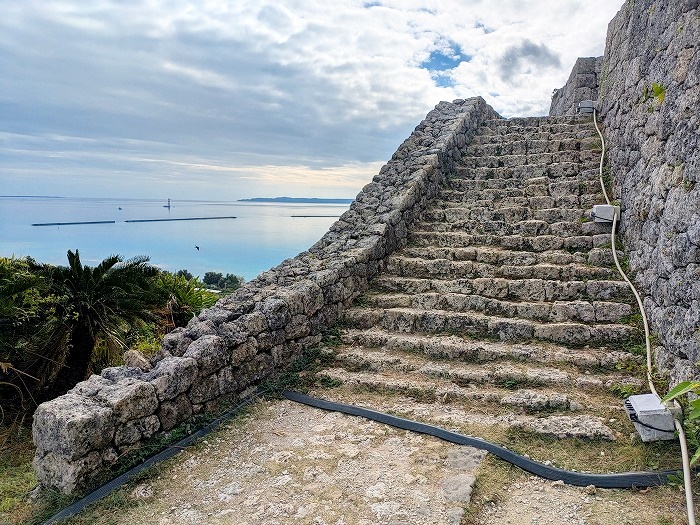 世界遺産 勝連城跡 - うるま市