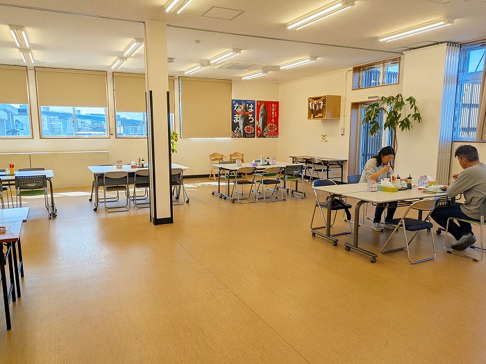 なはまぐろ市場 - 那覇市