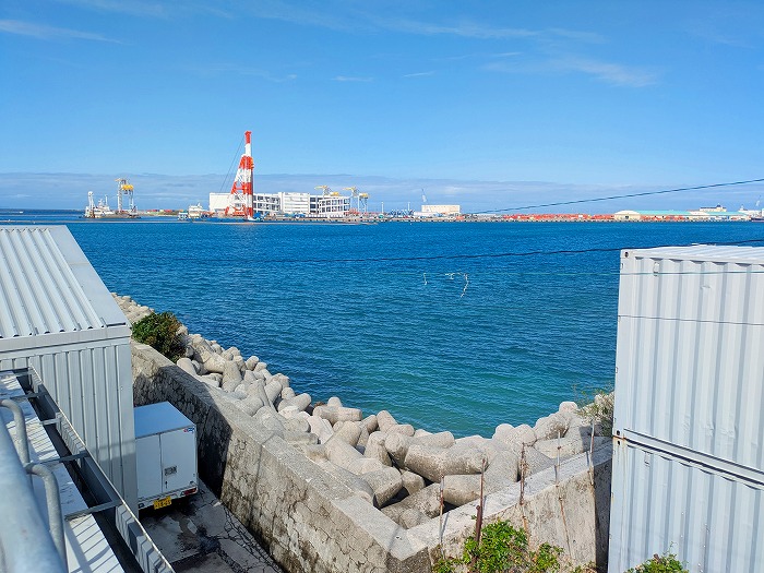 なはまぐろ市場 - 那覇市